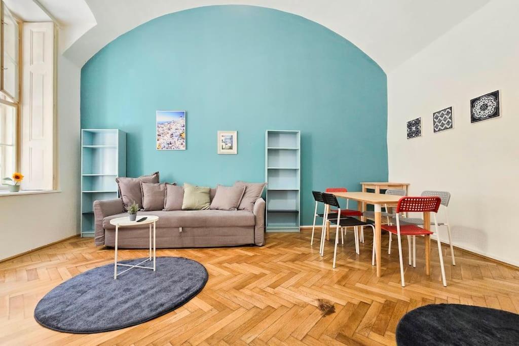 Seventh Sense Apartment Budapeste Exterior foto